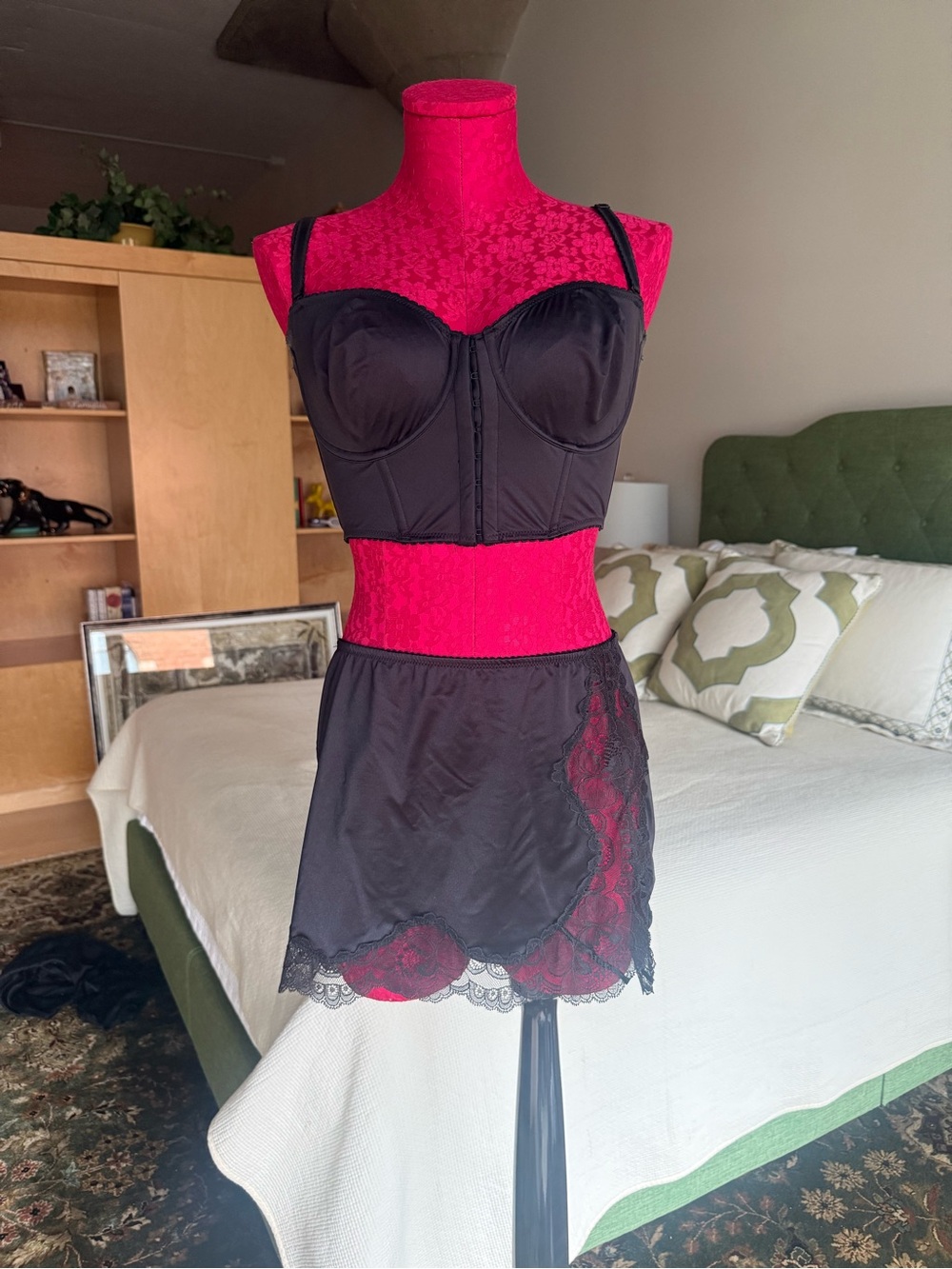 SKIMS Black Lace-Trim Bustier and Slip Set - Women Intimates